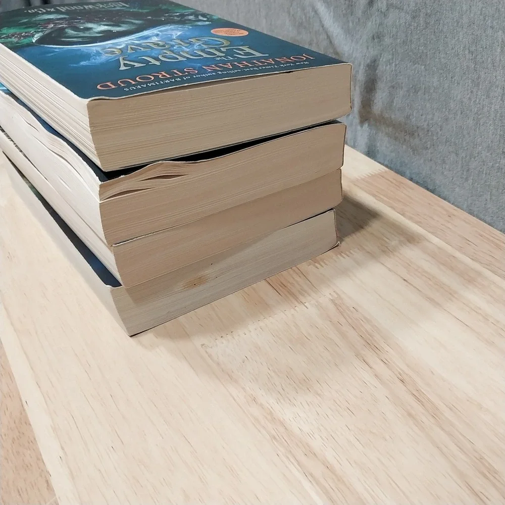 Jonathan Stroud YA Lockwood & Co. Paperback Book Set 4 Volumes Multicolor